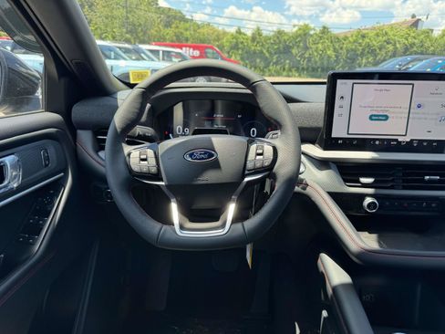 New 2026 Ford Explorer ST-Line w/ ST-Line Street Pack AWD/4WD image 13