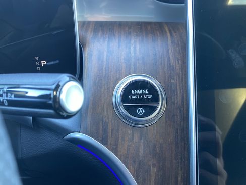 Used 2026 Mercedes-Benz GLC 300 4MATIC image 17