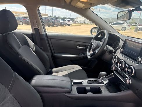 Certified 2025 Nissan Sentra SV FWD image 29