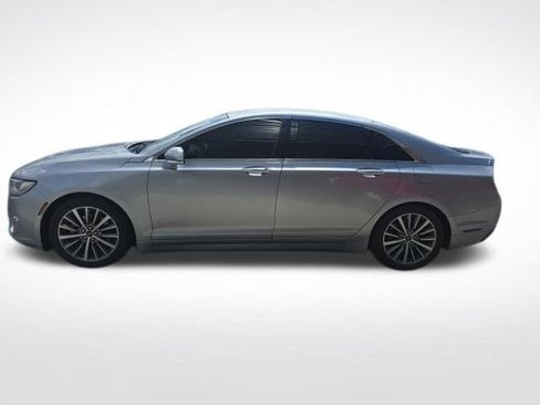 Used 2020 Lincoln MKZ FWD image 9