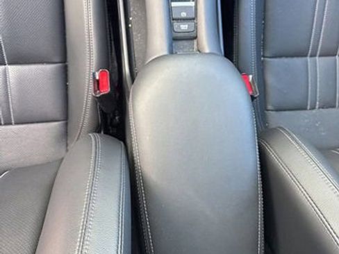 Used 2024 Honda HR-V EX-L image 18