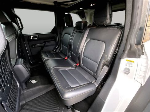 Certified 2025 Ford Bronco Badlands AWD/4WD image 21
