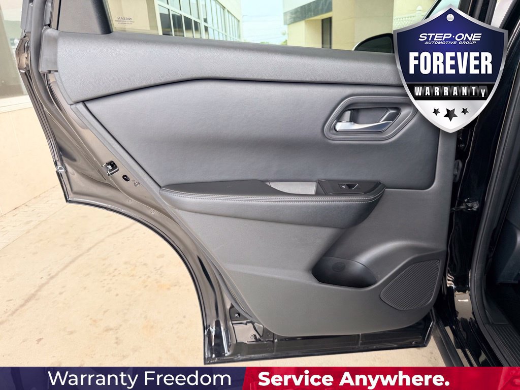 Used 2024 Nissan Rogue SV AWD/4WD image 28
