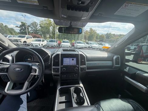 Used 2019 Ford F250 Lariat w/ Lariat Value Package AWD/4WD image 12