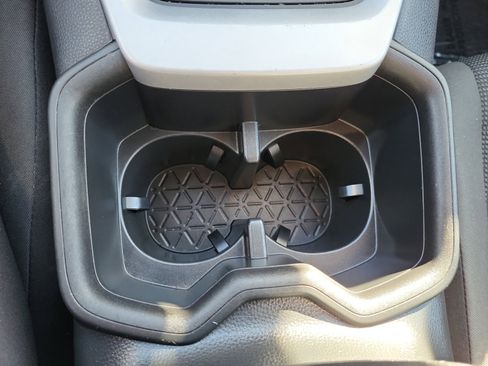 Used 2023 Toyota RAV4 LE image 37