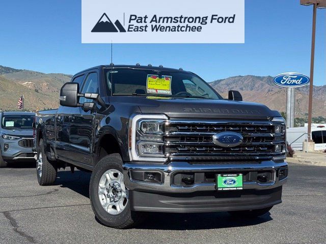 New 2026 Ford F350 XLT w/ XLT Premium Package AWD/4WD image 1