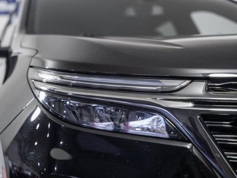 Used 2022 Chevrolet Equinox RS image 13