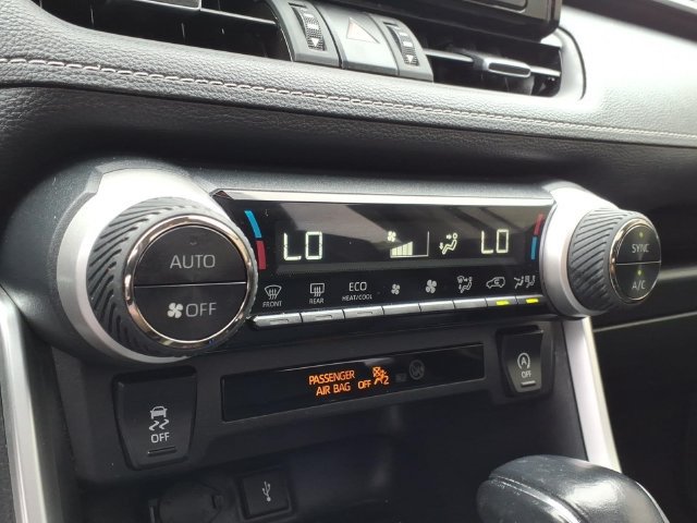 Certified 2020 Toyota RAV4 XLE Premium FWD image 15