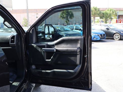 Used 2018 Ford F150 XLT w/ Equipment Group 302A Luxury AWD/4WD image 10