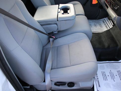 Used 2006 Ford F350 XL image 17