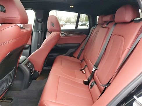 Used 2024 BMW X4 xDrive30i w/ Premium Package image 15