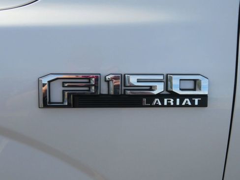 Used 2017 Ford F150 Lariat w/ Equipment Group 502A Luxury image 9