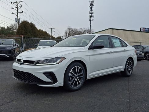 New 2026 Volkswagen Jetta Sport FWD image 2