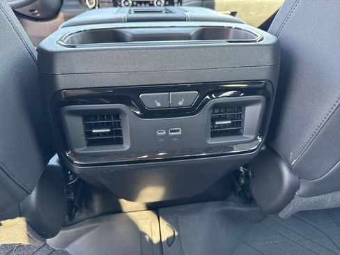 Used 2022 Chevrolet Silverado 1500 ZR2 w/ Technology Package AWD/4WD image 22