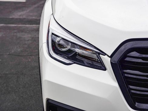 Used 2022 Subaru Ascent Onyx Edition image 12