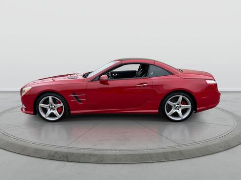 Used 2013 Mercedes-Benz SL 550 image 4