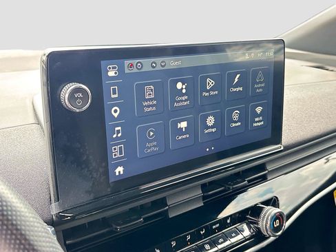Used 2024 Honda Prologue EX image 17