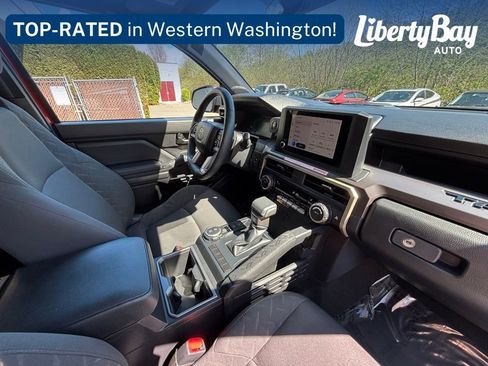 Used 2024 Toyota Tacoma SR5 AWD/4WD image 22