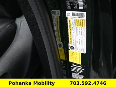 Used 2026 Toyota Sienna Limited FWD image 6