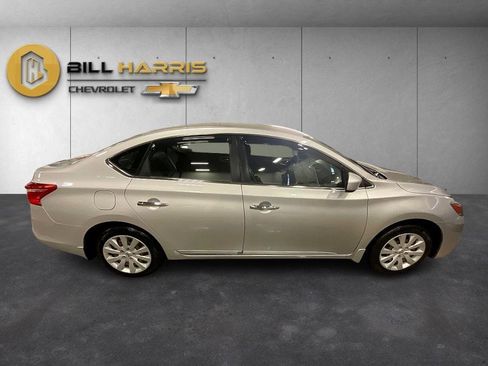 Used 2017 Nissan Sentra SV w/ Protection Package image 10