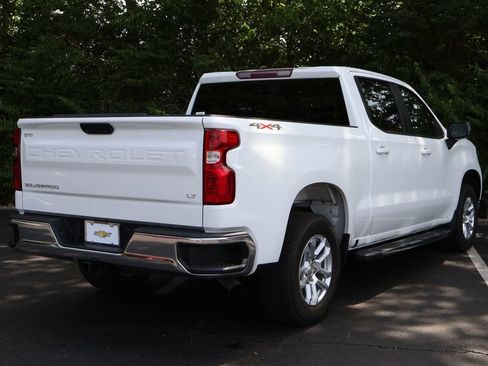 Used 2023 Chevrolet Silverado 1500 LT AWD/4WD image 10