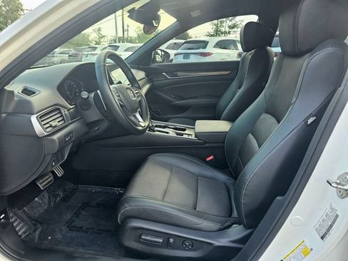 Used 2019 Honda Accord Sport image 17