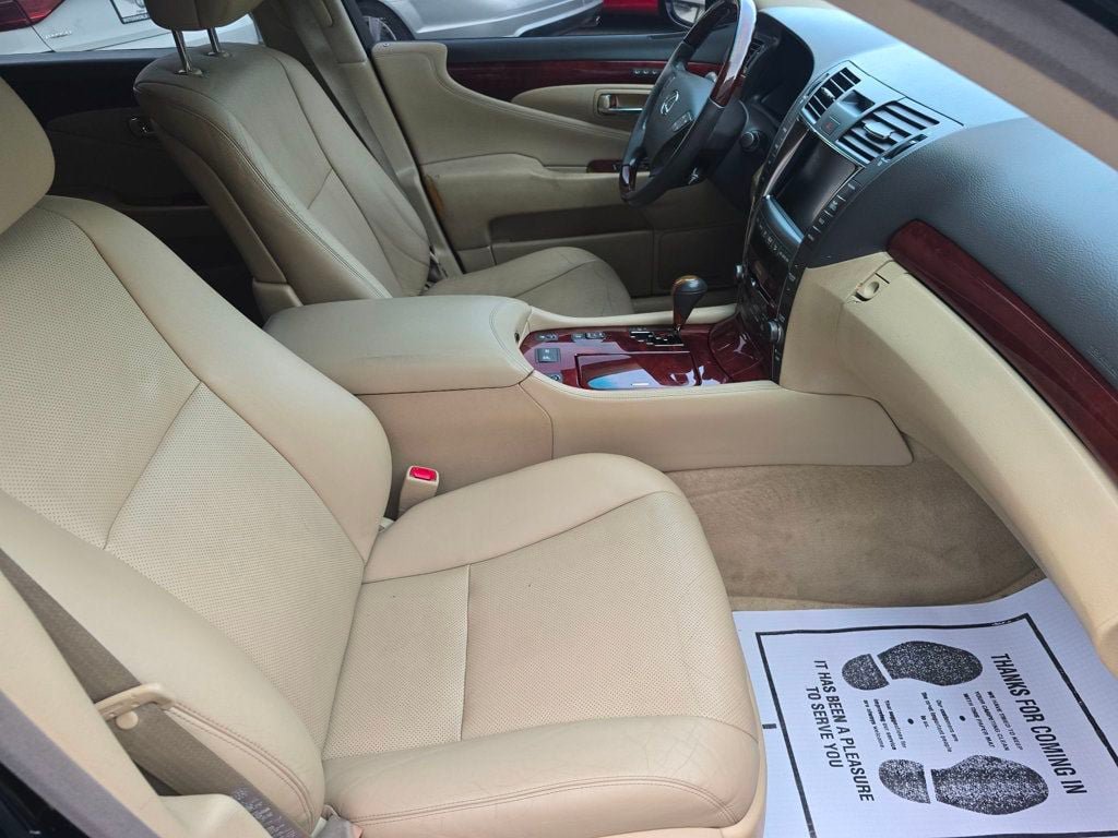 Used 2007 Lexus LS 460 RWD image 19