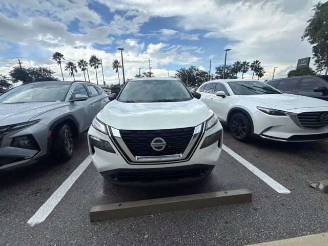 Used 2021 Nissan Rogue S FWD image 4