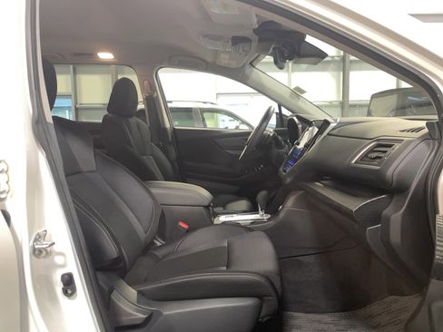 Used 2024 Subaru Ascent Premium w/ Convenience Package image 19