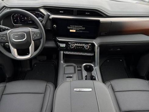 New 2026 GMC Sierra 2500 Denali w/ Denali Reserve Package image 14