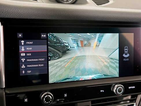 Certified 2026 Porsche Macan AWD/4WD image 26