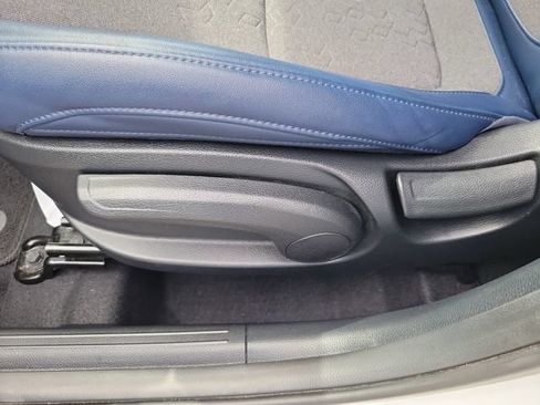 Used 2025 Kia Seltos S FWD image 20