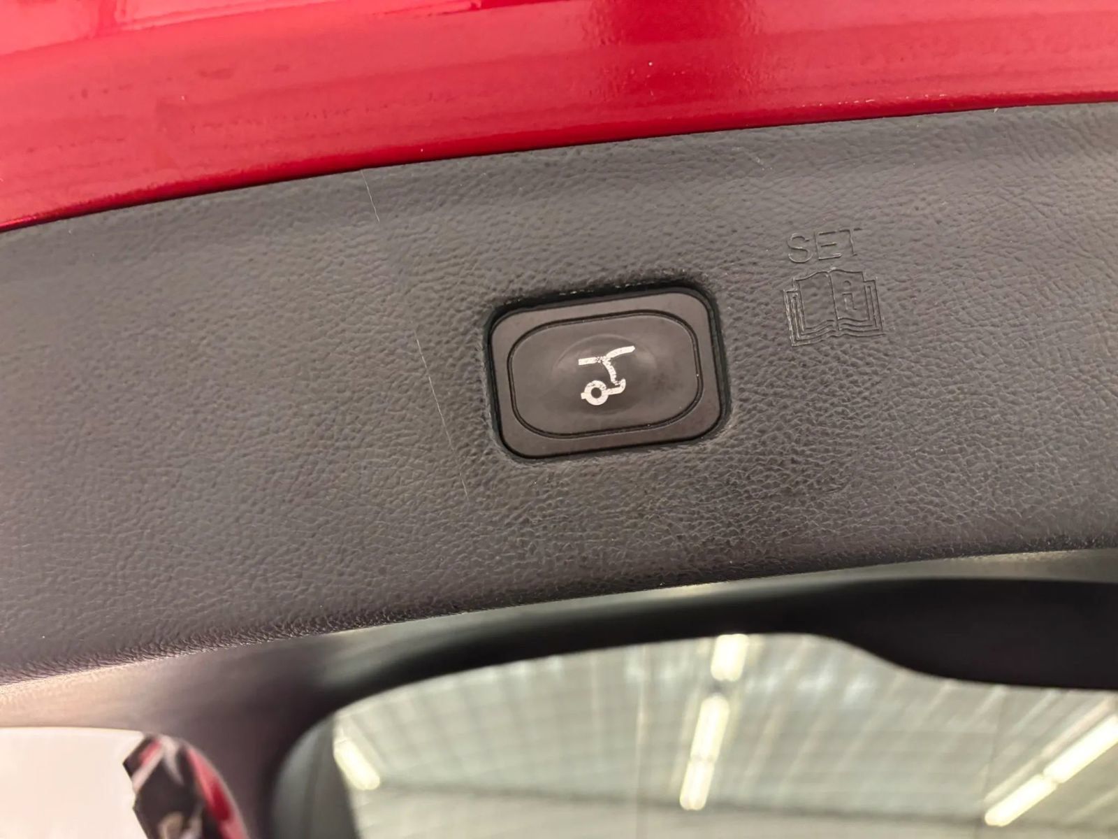 Used 2020 Ford Edge ST w/ Cold Weather Package AWD/4WD image 37