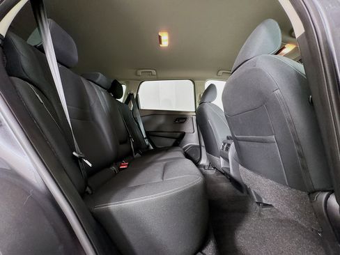 Used 2023 Nissan Rogue S AWD/4WD image 26