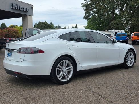 Used 2013 Tesla Model S image 24