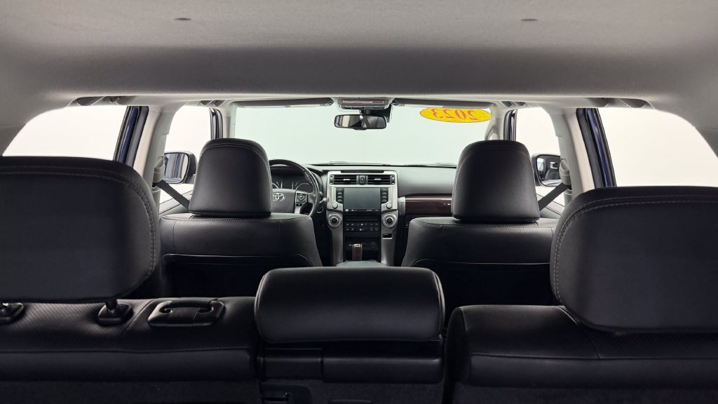 Used 2023 Toyota 4Runner Limited AWD/4WD image 38