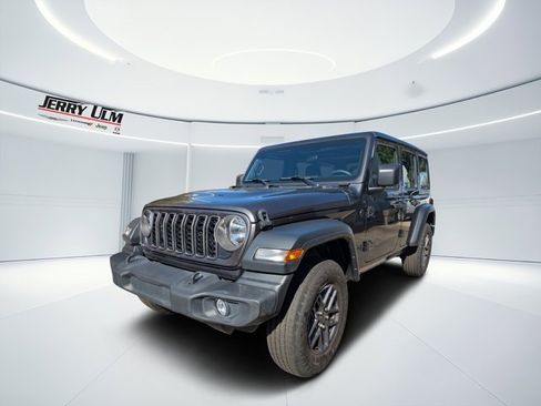 Certified 2024 Jeep Wrangler Sport image 6