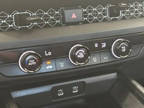 Used 2023 Honda Accord LX image 39