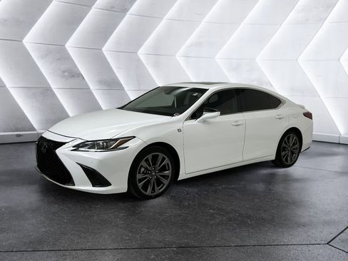 Used 2019 Lexus ES 350 F Sport image 3