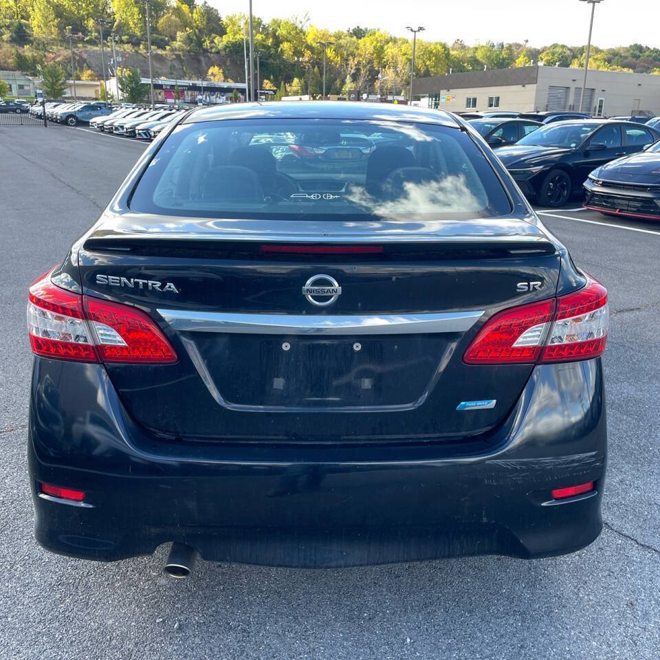 Used 2013 Nissan Sentra SR w/ Electronics Pkg FWD image 4