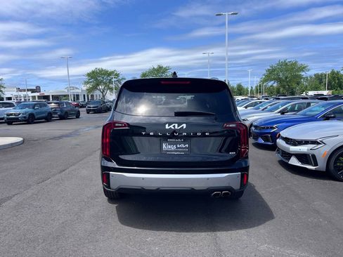 Used 2023 Kia Telluride S AWD/4WD image 4