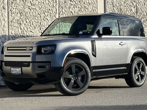 Certified 2023 Land Rover Defender 90 X-Dynamic SE image 1