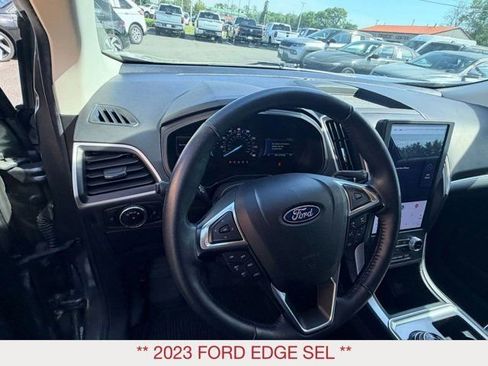 Used 2023 Ford Edge SEL w/ Sport Appearance Package AWD/4WD image 19
