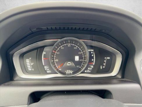 Used 2017 Volvo XC60 T5 Inscription w/ Advanced Package image 11