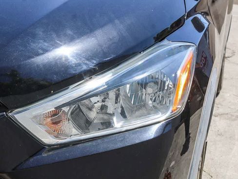 Used 2019 Nissan Kicks SV FWD image 11