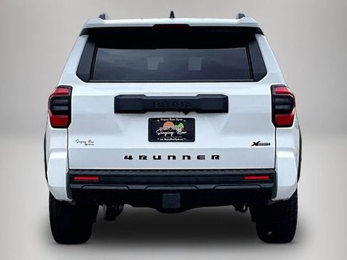 Used 2025 Toyota 4Runner SR5 image 6