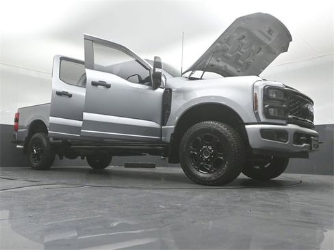 Used 2024 Ford F250 XL w/ STX Appearance Package image 51