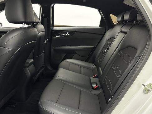 Used 2024 Kia Forte GT-Line image 27