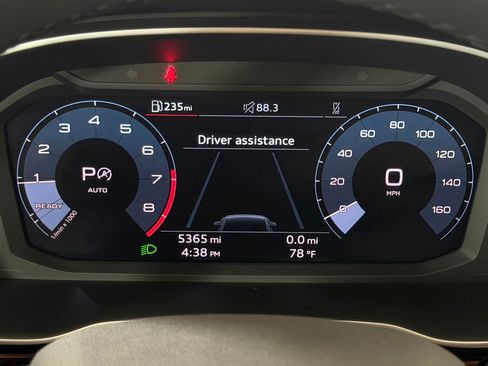 Certified 2025 Audi Q3 2.0T Premium w/ Convenience Package AWD/4WD image 21