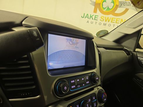 Used 2018 Chevrolet Tahoe LT w/ LT Signature Package AWD/4WD image 23